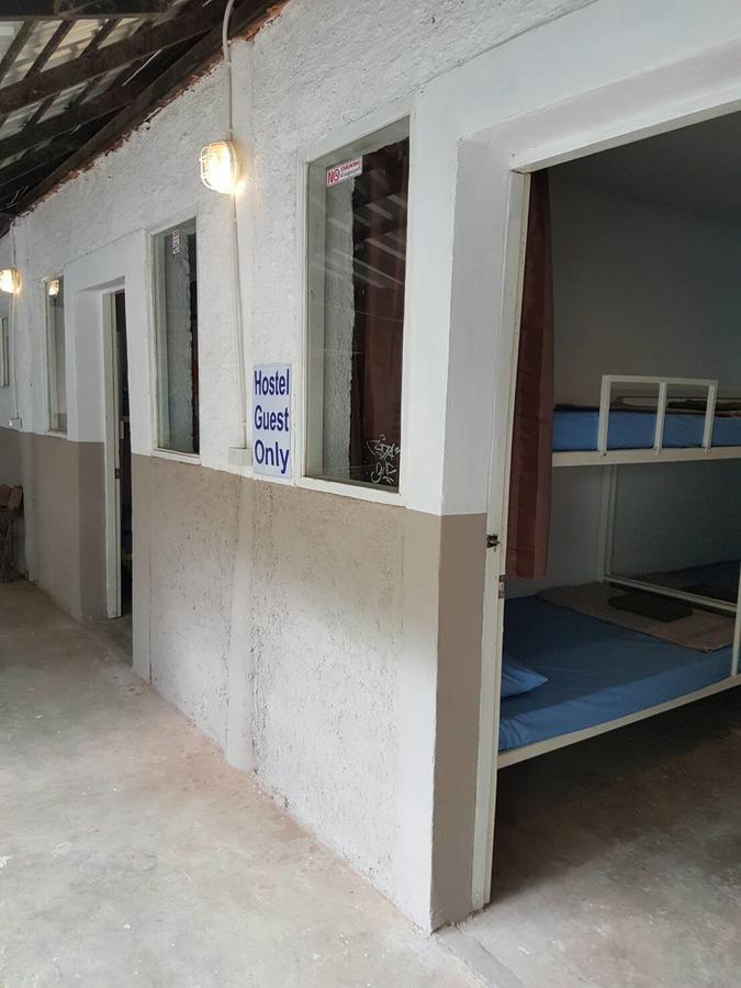 Shut Eye Party Hostel (Adults Only) 拜县 外观 照片