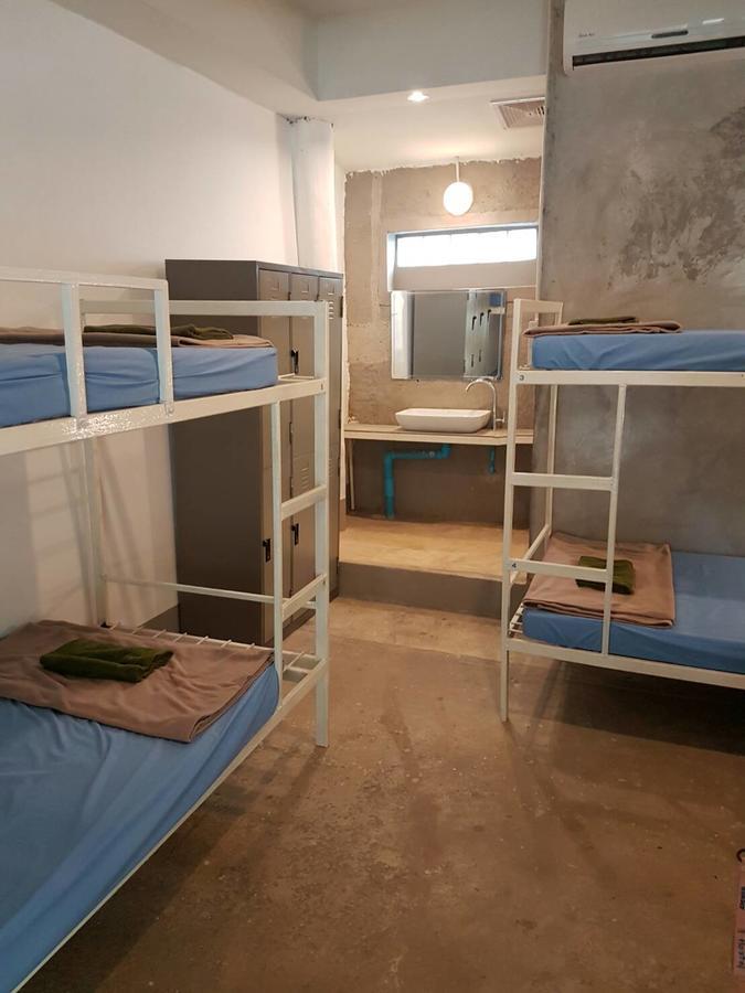 Shut Eye Party Hostel (Adults Only) 拜县 外观 照片