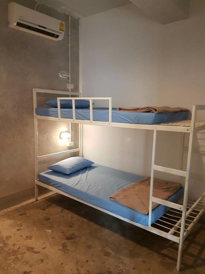 Shut Eye Party Hostel (Adults Only) 拜县 外观 照片