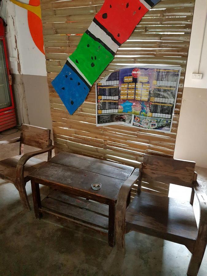 Shut Eye Party Hostel (Adults Only) 拜县 外观 照片